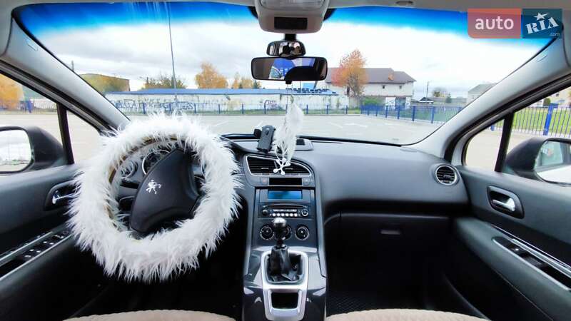 Мікровен Peugeot 5008 2014 в Нововолинську фото 11 Мікровен Peugeot 5008 2014 в Нововолинську