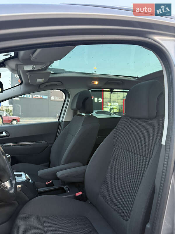 Микровэн Peugeot 5008 2014 в Калуше фото 33 Микровэн Peugeot 5008 2014 в Калуше