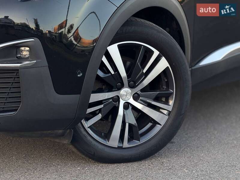 Внедорожник / Кроссовер Peugeot 5008 2017 в Кривом Роге фото 7 Внедорожник / Кроссовер Peugeot 5008 2017 в Кривом Роге