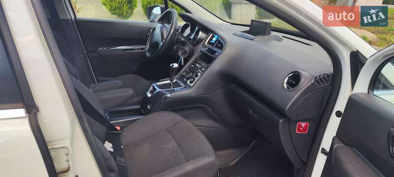 Мікровен Peugeot 5008 2014 в Коломиї