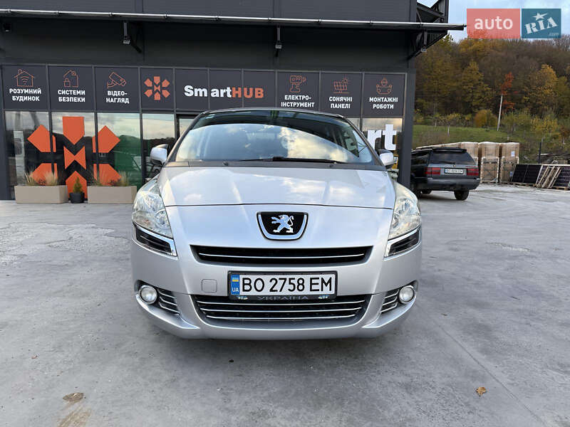 Микровэн Peugeot 5008 2010 в Теребовле