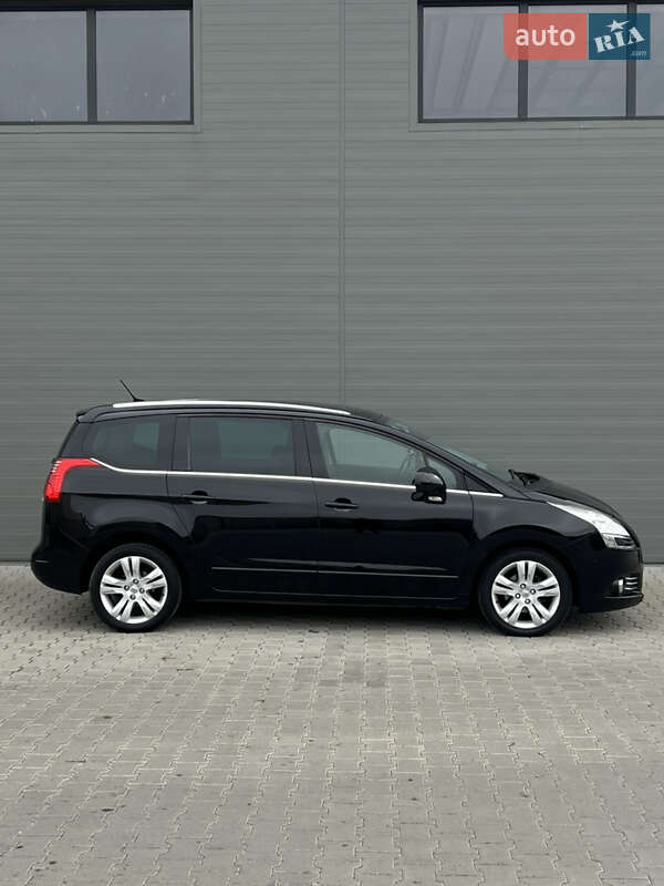 Микровэн Peugeot 5008 2011 в Сарнах фото 10 Микровэн Peugeot 5008 2011 в Сарнах