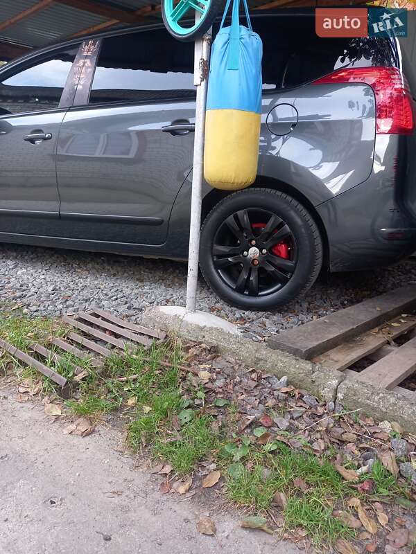 Микровэн Peugeot 5008 2009 в Славуте фото 6 Микровэн Peugeot 5008 2009 в Славуте