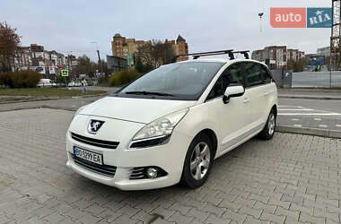 Микровэн Peugeot 5008 2011 в Тернополе