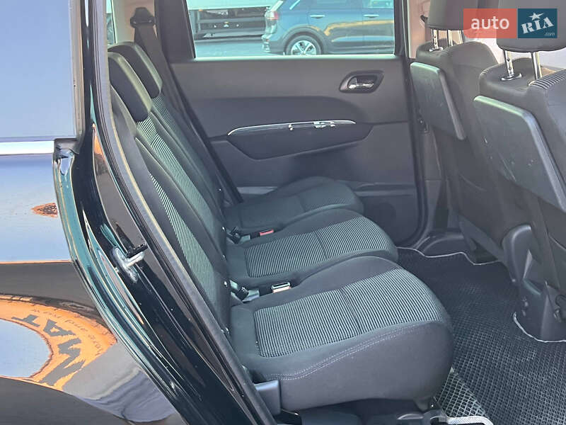 Микровэн Peugeot 5008 2011 в Радивилове фото 9 Микровэн Peugeot 5008 2011 в Радивилове
