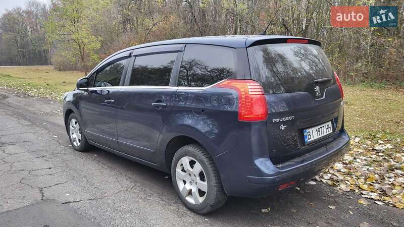 Микровэн Peugeot 5008 2009 в Миргороде
