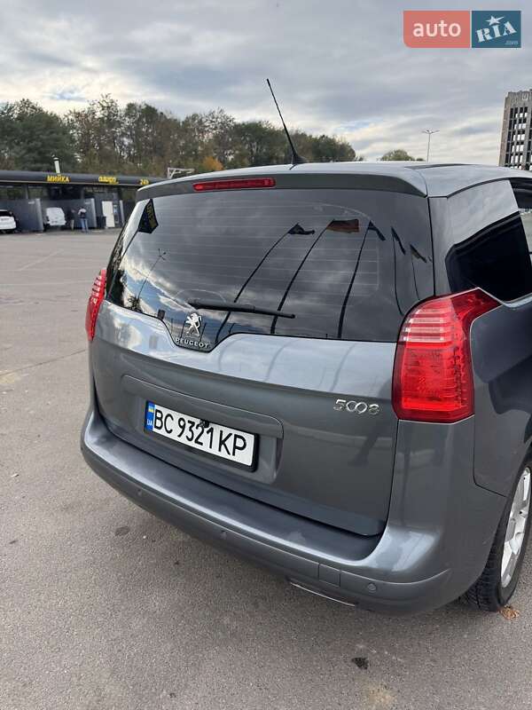 Микровэн Peugeot 5008 2011 в Львове фото 5 Микровэн Peugeot 5008 2011 в Львове