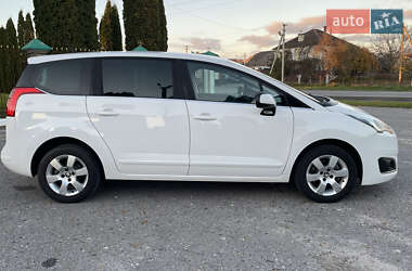 Микровэн Peugeot 5008 2015 в Дубно