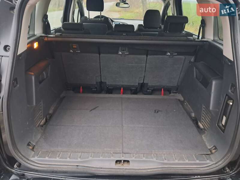 Мікровен Peugeot 5008 2011 в Козятині