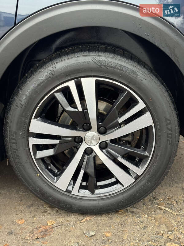 Внедорожник / Кроссовер Peugeot 5008 2018 в Львове фото 17 Внедорожник / Кроссовер Peugeot 5008 2018 в Львове