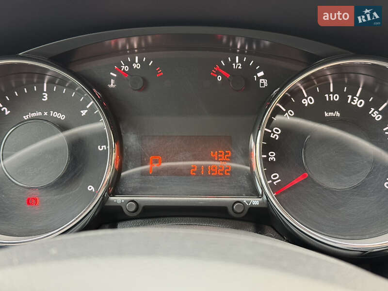 Микровэн Peugeot 5008 2012 в Тернополе