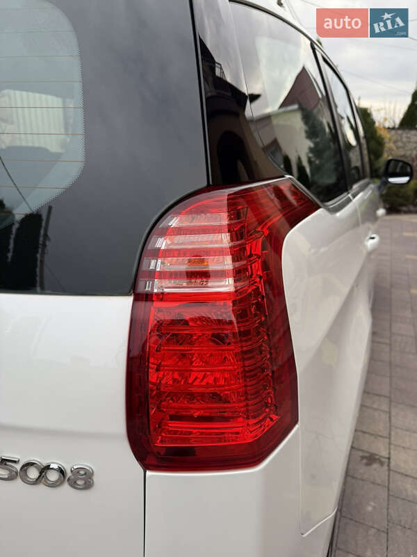 Микровэн Peugeot 5008 2012 в Тернополе