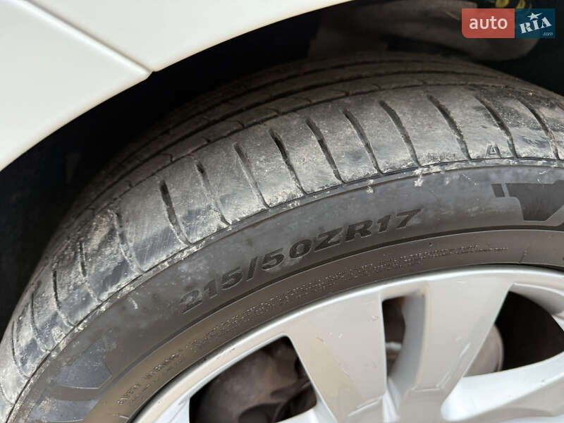 Микровэн Peugeot 5008 2012 в Тернополе