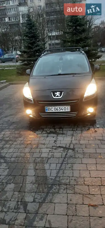 Peugeot 5008