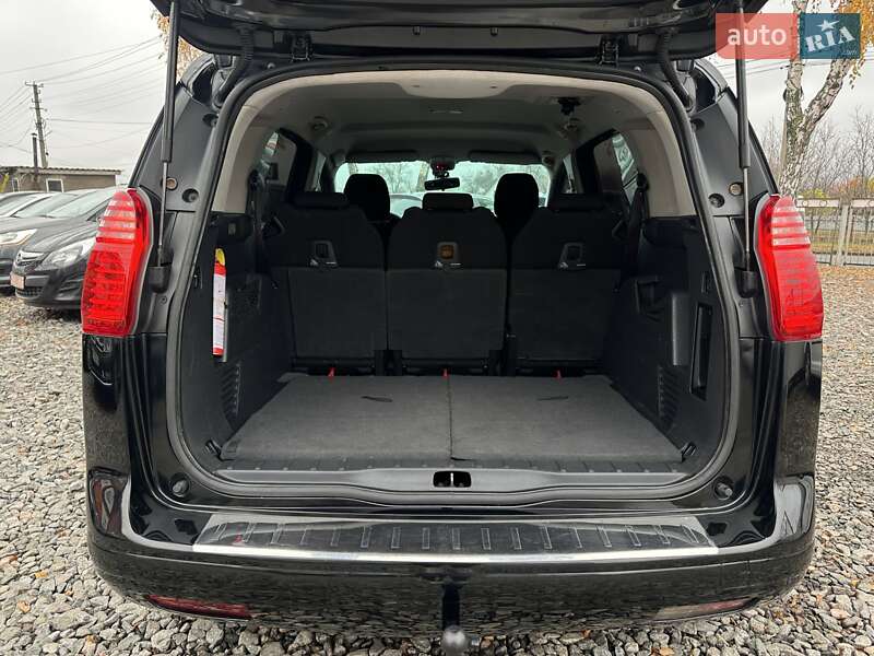 Микровэн Peugeot 5008 2010 в Смеле