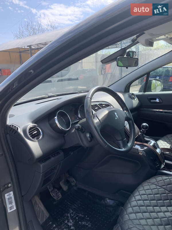 Микровэн Peugeot 5008 2010 в Ровно фото 6 Микровэн Peugeot 5008 2010 в Ровно