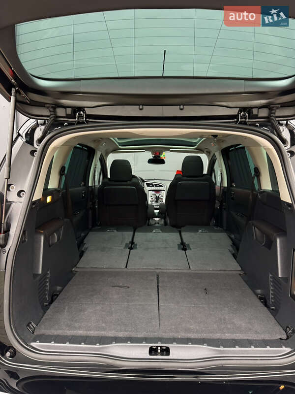 Микровэн Peugeot 5008 2011 в Луцке