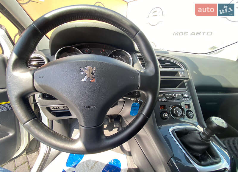 Микровэн Peugeot 5008 2013 в Ровно фото 11 Микровэн Peugeot 5008 2013 в Ровно