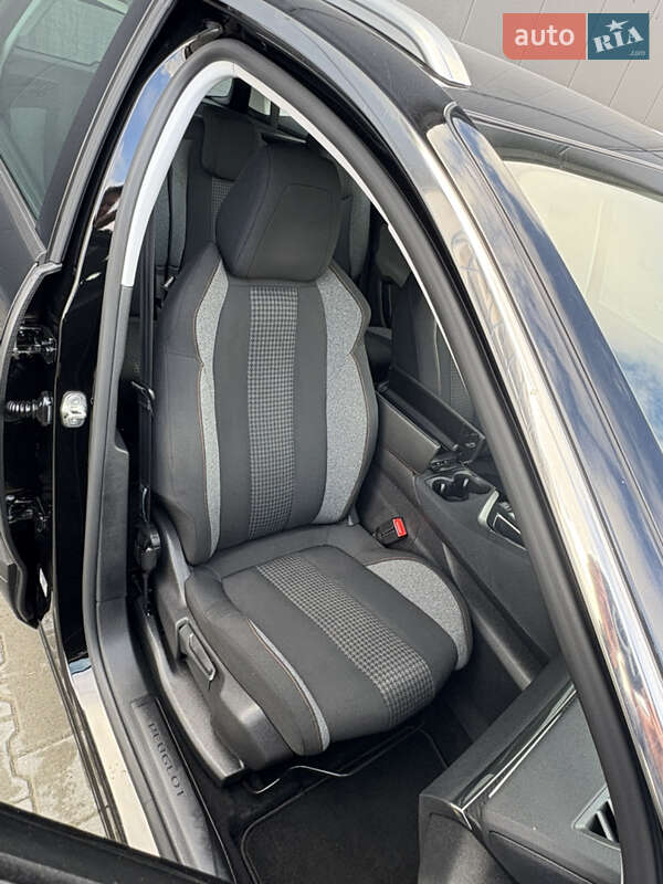 Внедорожник / Кроссовер Peugeot 5008 2020 в Львове фото 69 Внедорожник / Кроссовер Peugeot 5008 2020 в Львове