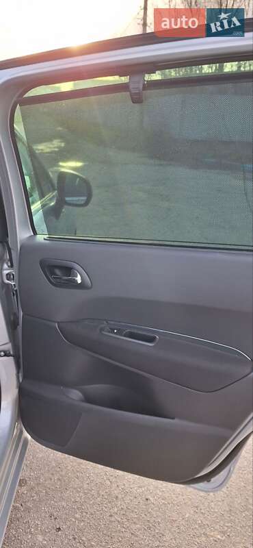 Микровэн Peugeot 5008 2010 в Богуславе фото 2 Микровэн Peugeot 5008 2010 в Богуславе