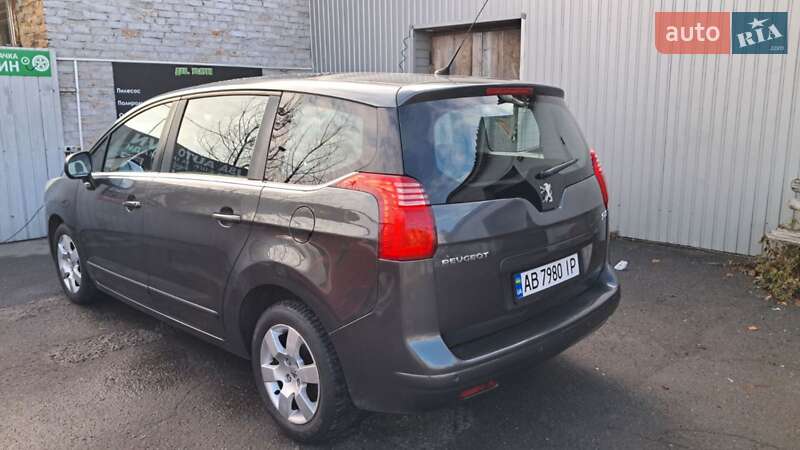 Микровэн Peugeot 5008 2010 в Виннице