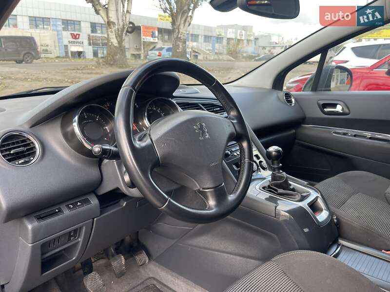 Микровэн Peugeot 5008 2011 в Николаеве фото 10 Микровэн Peugeot 5008 2011 в Николаеве