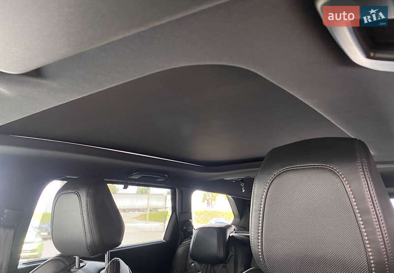 Позашляховик / Кросовер Peugeot 5008 2018 в Львові фото 29 Позашляховик / Кросовер Peugeot 5008 2018 в Львові