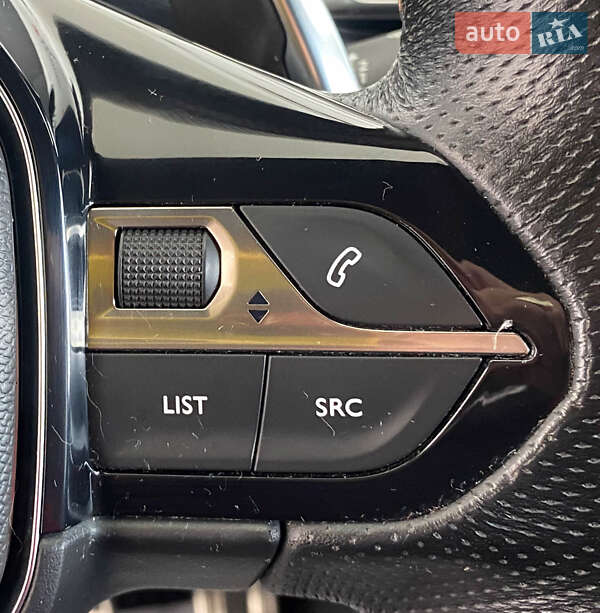 Позашляховик / Кросовер Peugeot 5008 2018 в Львові фото 16 Позашляховик / Кросовер Peugeot 5008 2018 в Львові