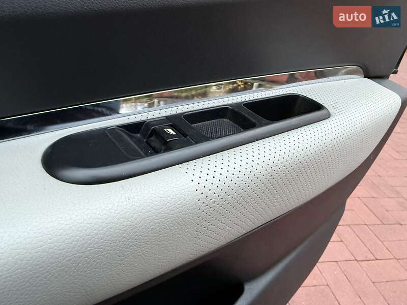 Мікровен Peugeot 5008 2011 в Рівному