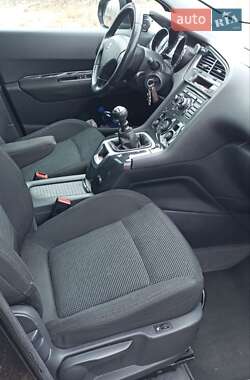 Микровэн Peugeot 5008 2010 в Черкассах