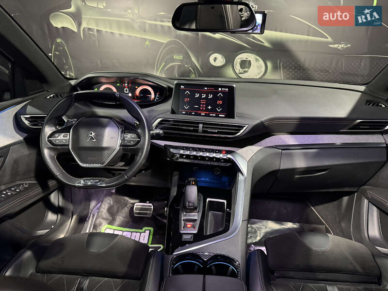 Внедорожник / Кроссовер Peugeot 5008 2018 в Одессе