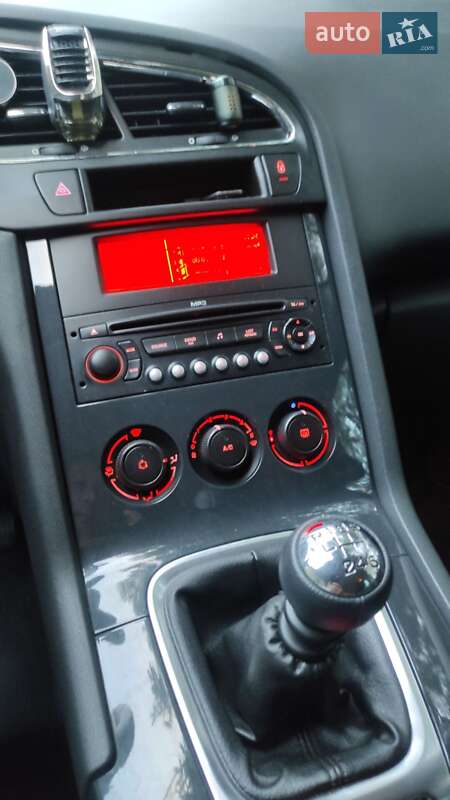 Микровэн Peugeot 5008 2009 в Радивилове