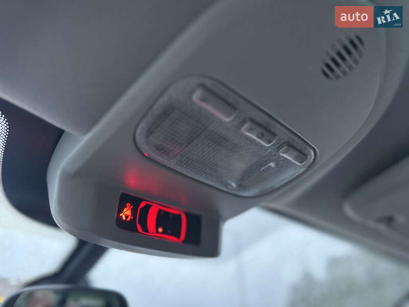 Микровэн Peugeot 5008 2011 в Ровно