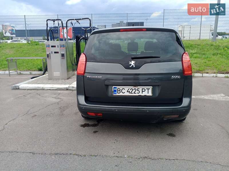 Мікровен Peugeot 5008 2010 в Львові
