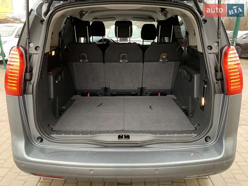 Мікровен Peugeot 5008 2011 в Бердичеві