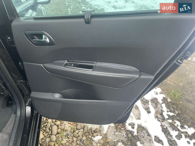 Микровэн Peugeot 5008 2013 в Тернополе