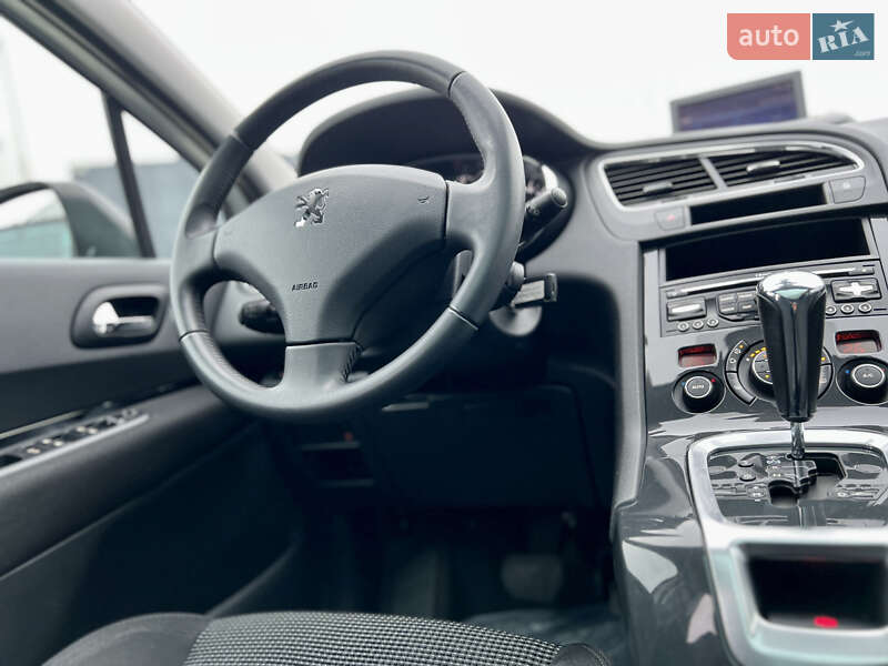 Мікровен Peugeot 5008 2011 в Івано-Франківську