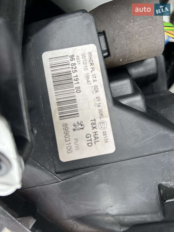 Мікровен Peugeot 5008 2011 в Івано-Франківську