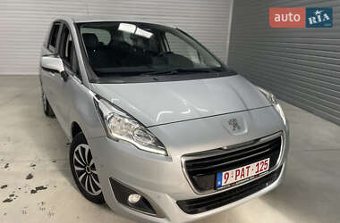 Мікровен Peugeot 5008 2014 в Стрию