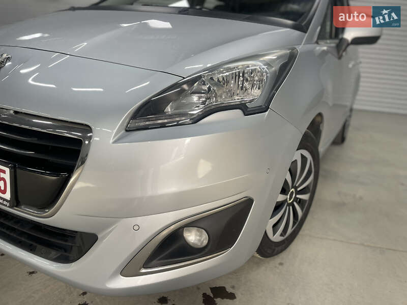 Микровэн Peugeot 5008 2014 в Стрые