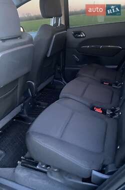 Мікровен Peugeot 5008 2010 в Володимирі