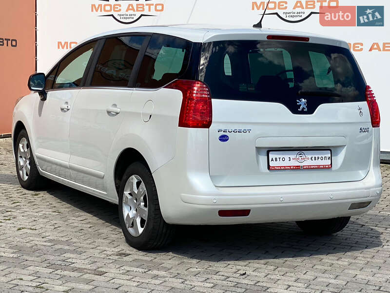 Микровэн Peugeot 5008 2013 в Ровно