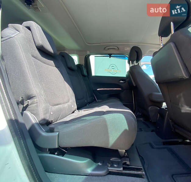 Микровэн Peugeot 5008 2013 в Ровно