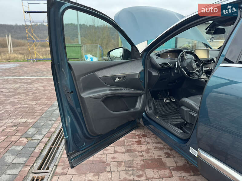 Внедорожник / Кроссовер Peugeot 5008 2018 в Теребовле