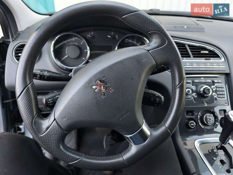 Мікровен Peugeot 5008 2011 в Щасливе