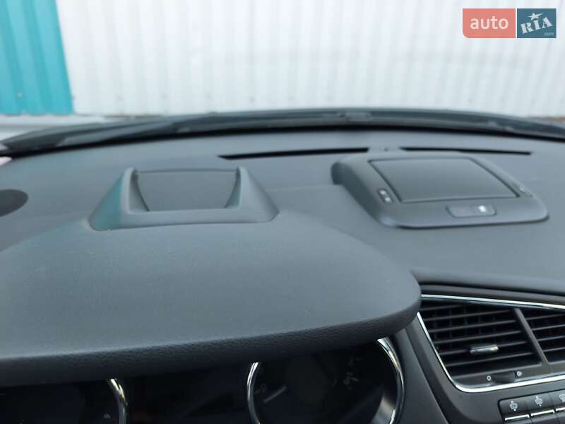 Мікровен Peugeot 5008 2011 в Щасливе