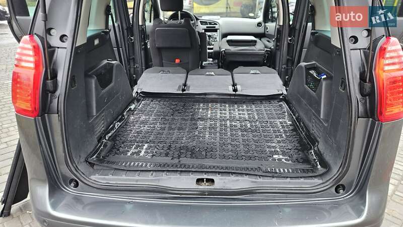 Микровэн Peugeot 5008 2014 в Виннице