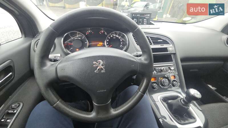 Микровэн Peugeot 5008 2014 в Виннице