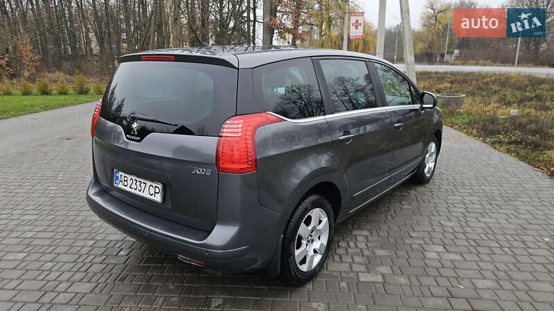 Микровэн Peugeot 5008 2014 в Виннице