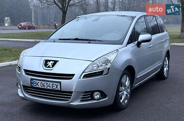 Микровэн Peugeot 5008 2010 в Ровно